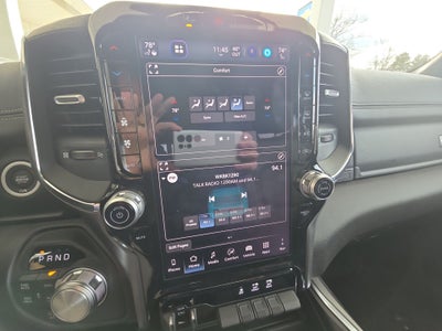 2025 RAM 1500 Laramie Crew Cab 4x4 5'7" Box