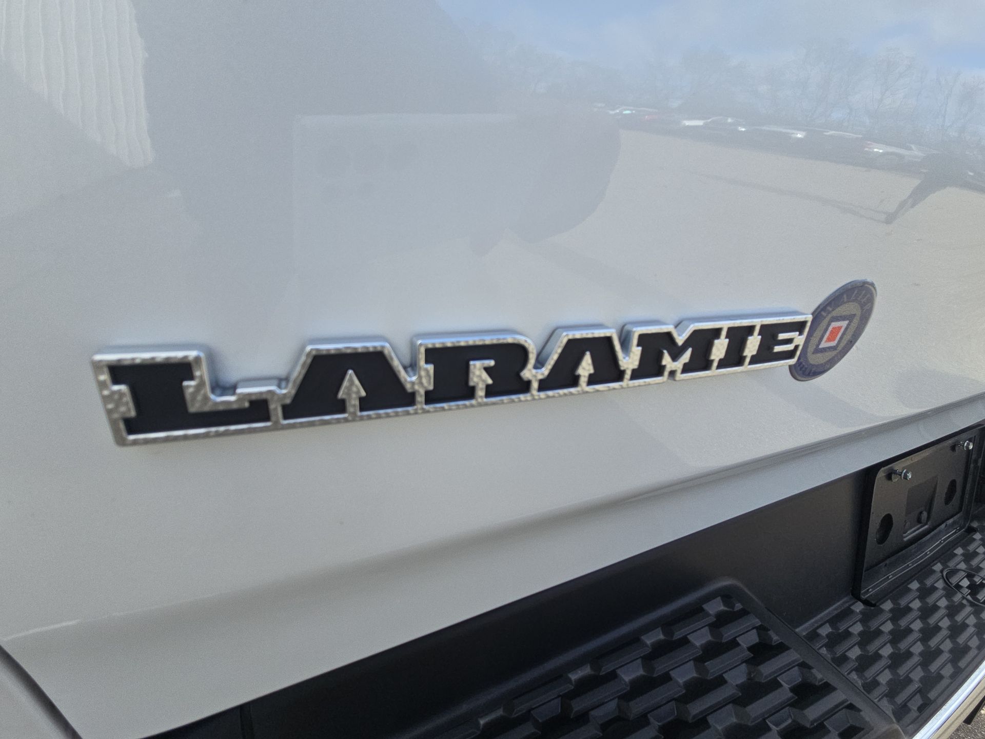 2025 RAM 1500 Laramie Crew Cab 4x4 5'7" Box