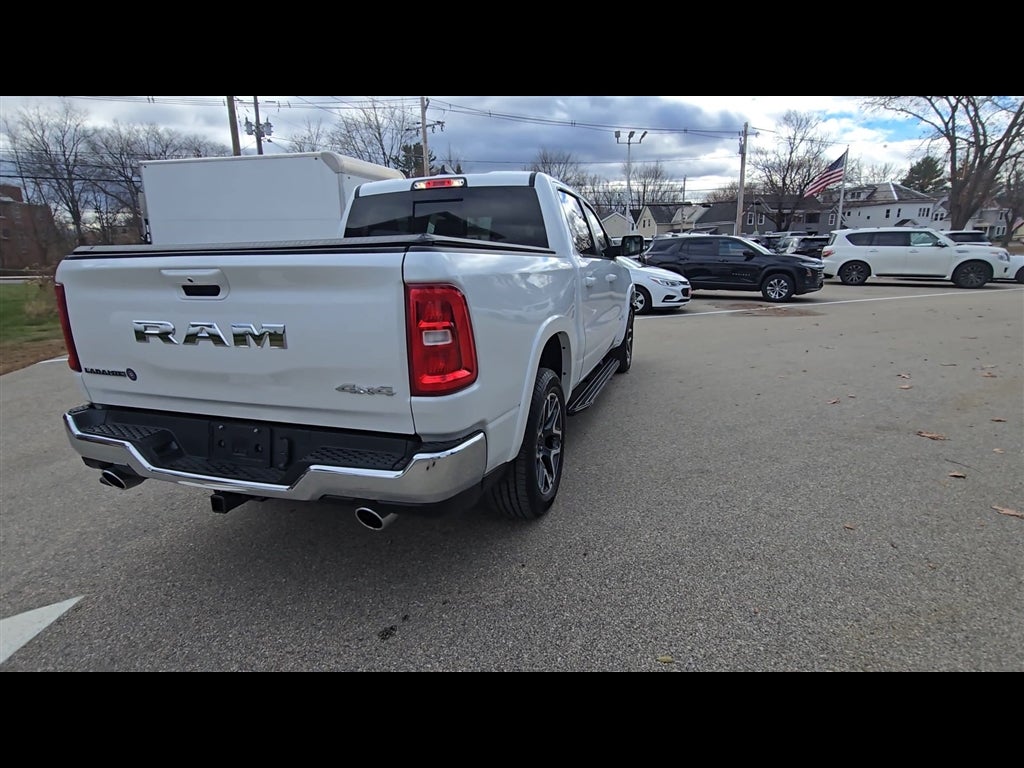 2025 RAM 1500 Laramie Crew Cab 4x4 5'7" Box
