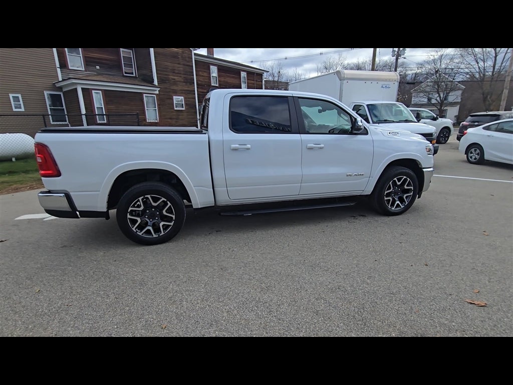 2025 RAM 1500 Laramie Crew Cab 4x4 5'7" Box