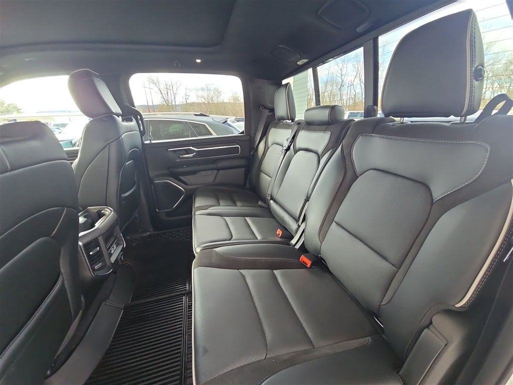 2025 RAM 1500 Laramie Crew Cab 4x4 5'7" Box