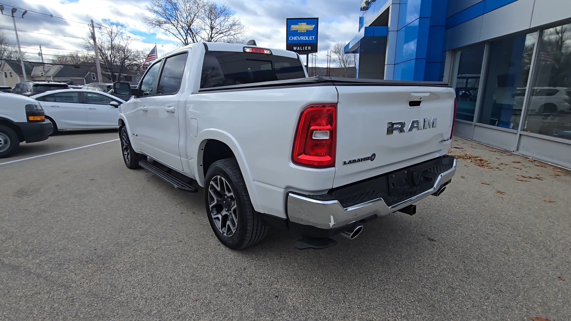 2025 RAM 1500 Laramie Crew Cab 4x4 5'7" Box