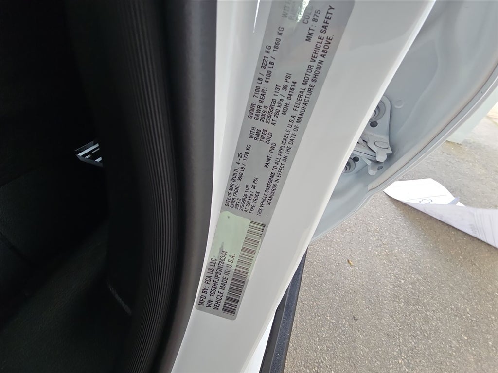 2025 RAM 1500 Laramie Crew Cab 4x4 5'7" Box