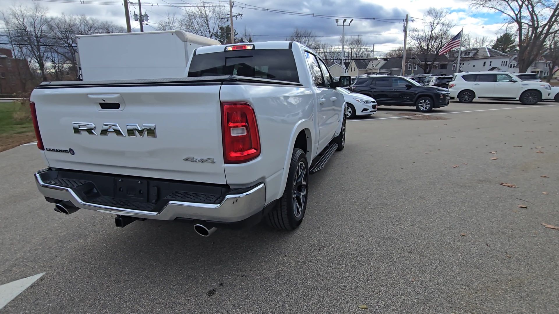 2025 RAM 1500 Laramie Crew Cab 4x4 5'7" Box