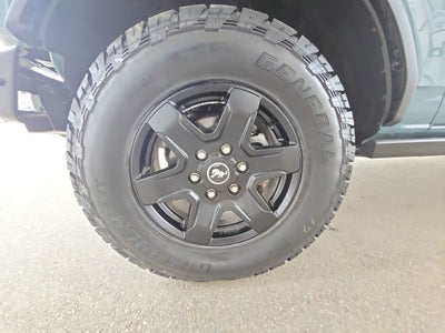 2021 Ford Bronco Base