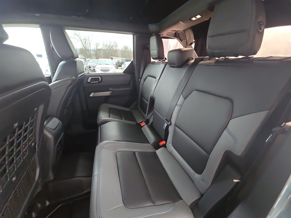 2021 Ford Bronco Base