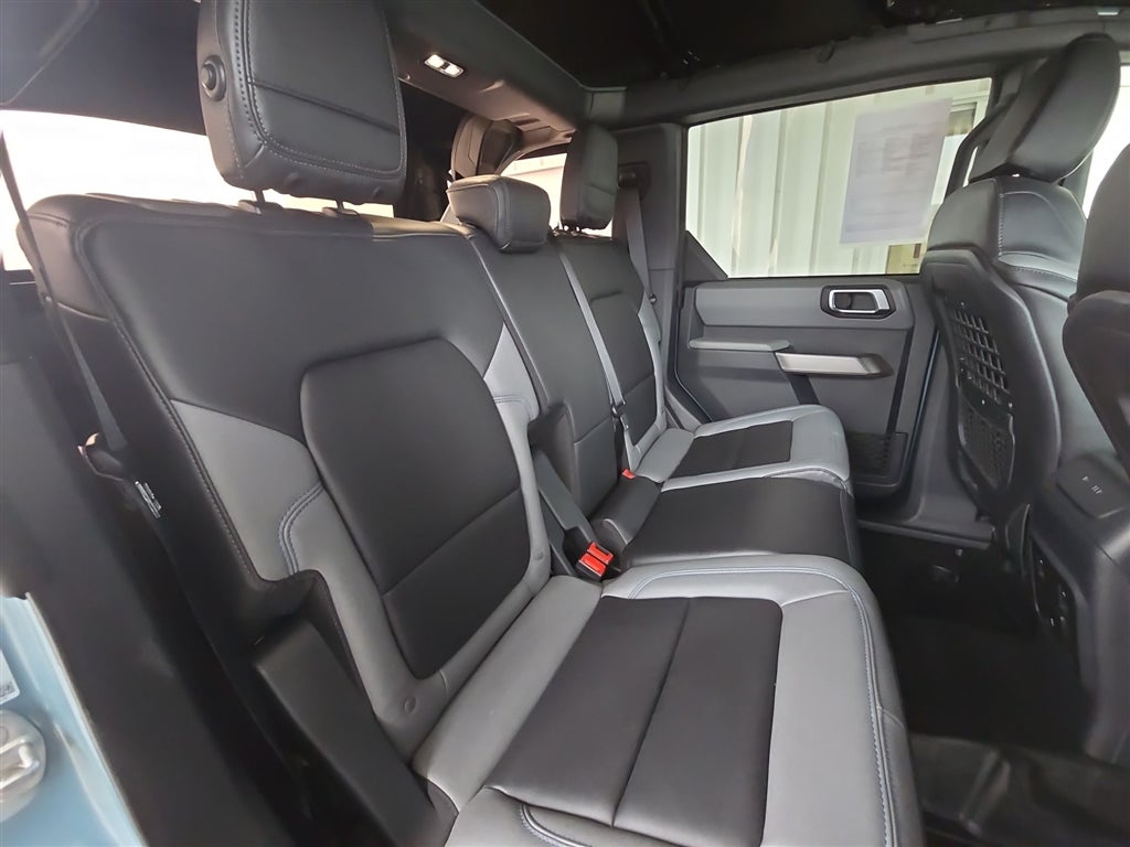 2021 Ford Bronco Base