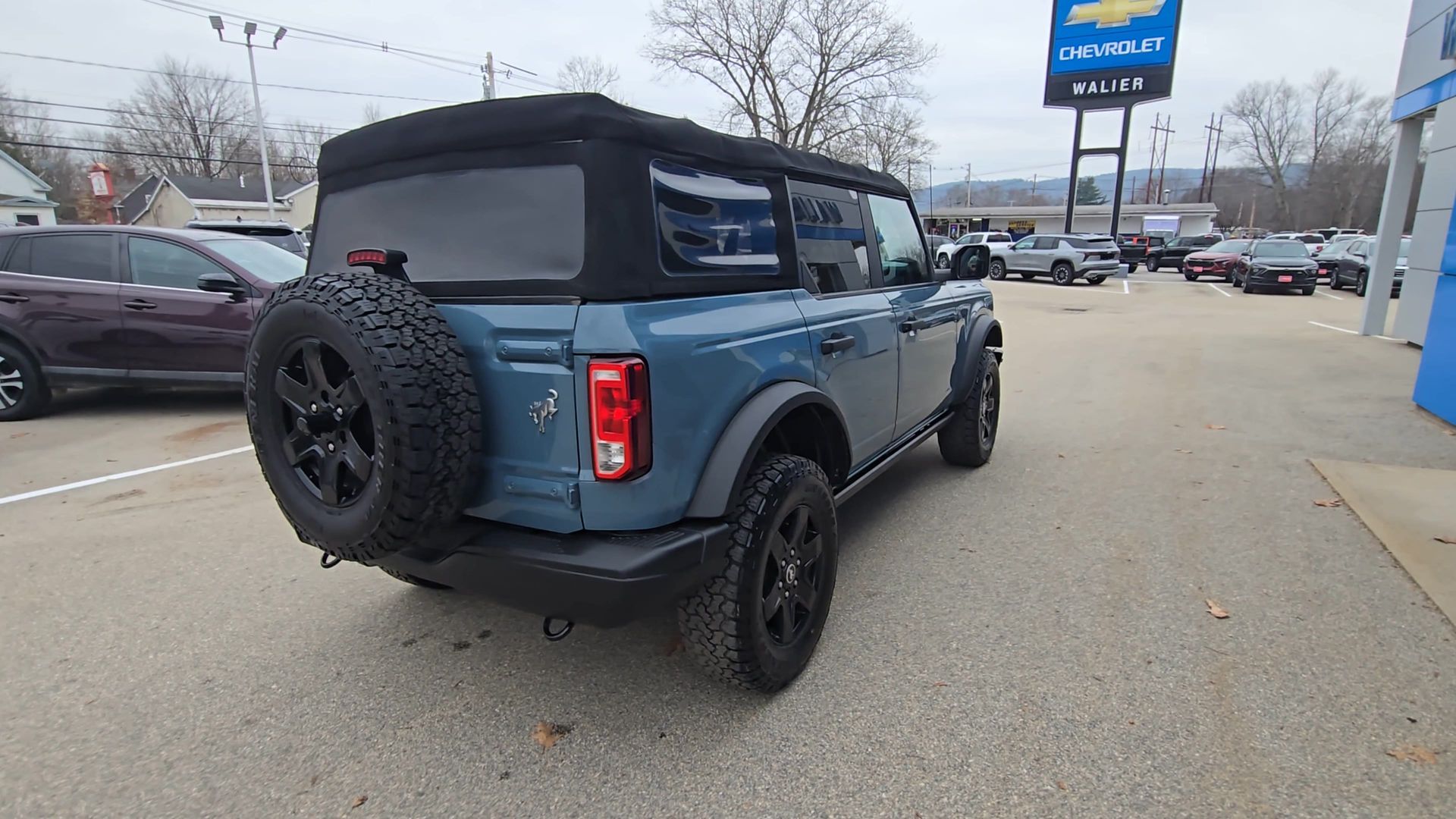2021 Ford Bronco Base
