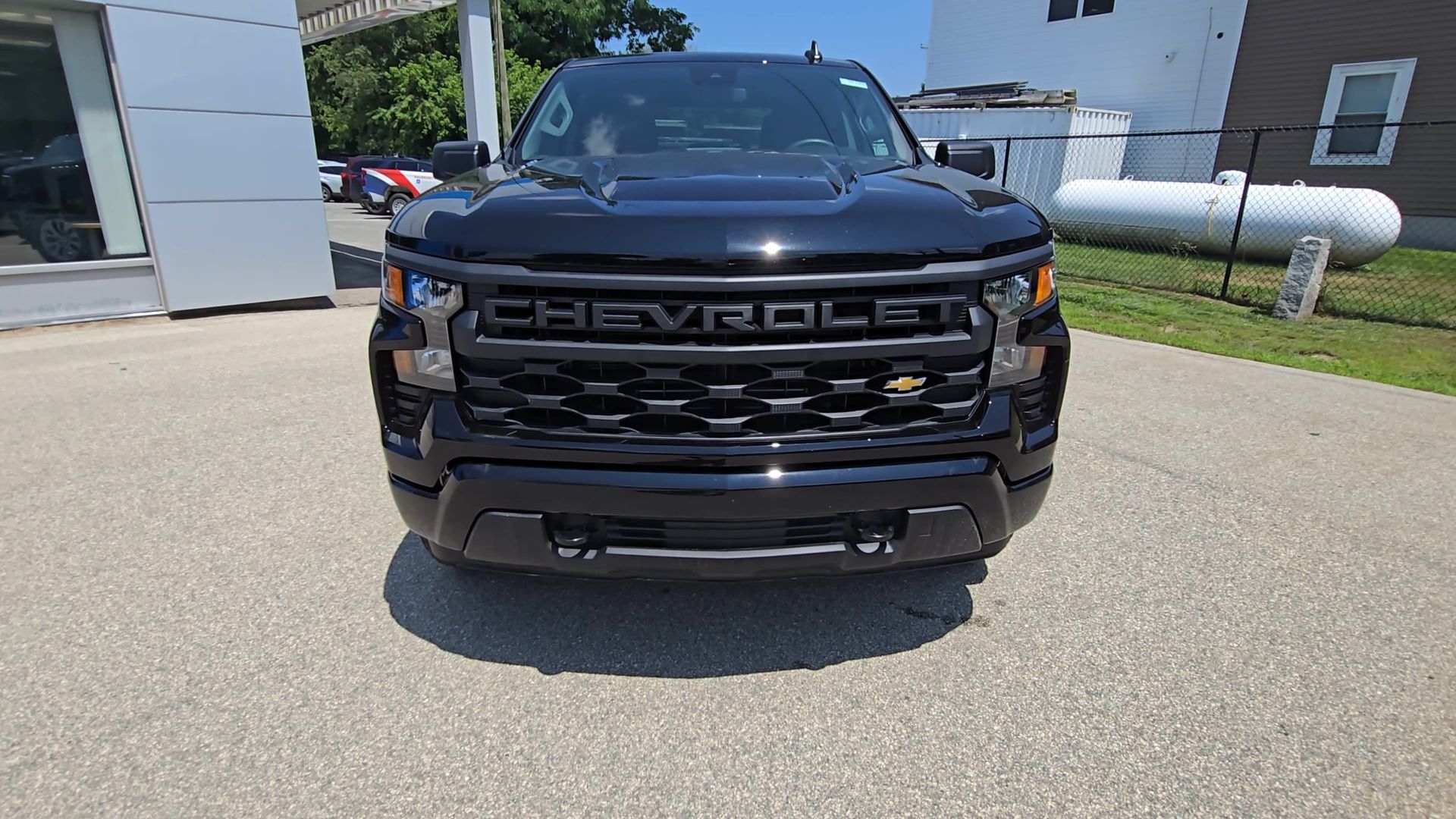 2025 Chevrolet Silverado 1500 Custom
