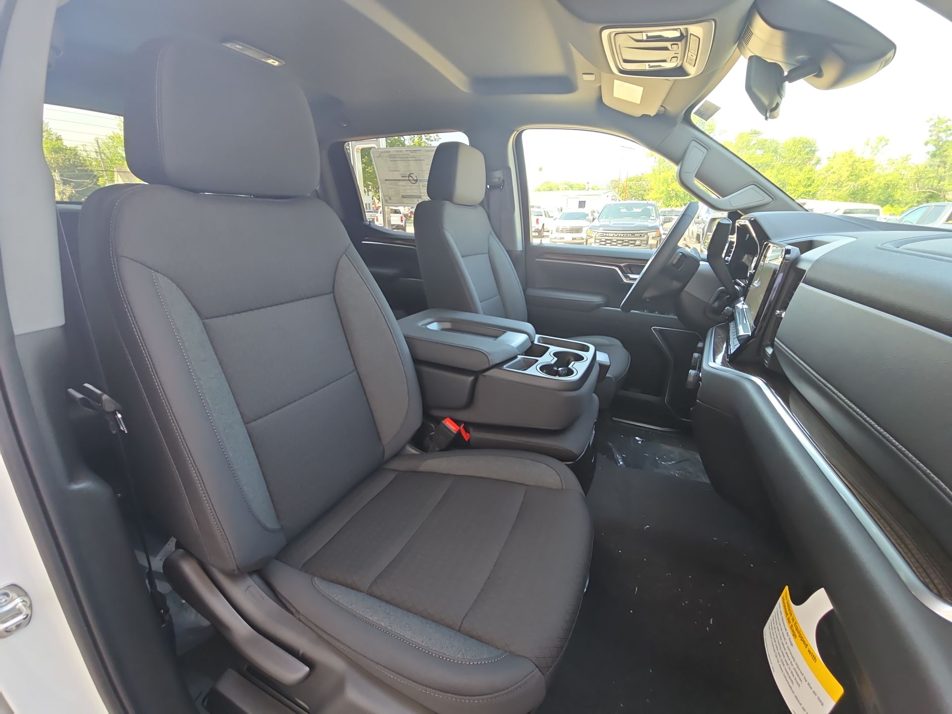 2025 Chevrolet Silverado 1500 LT (2FL)