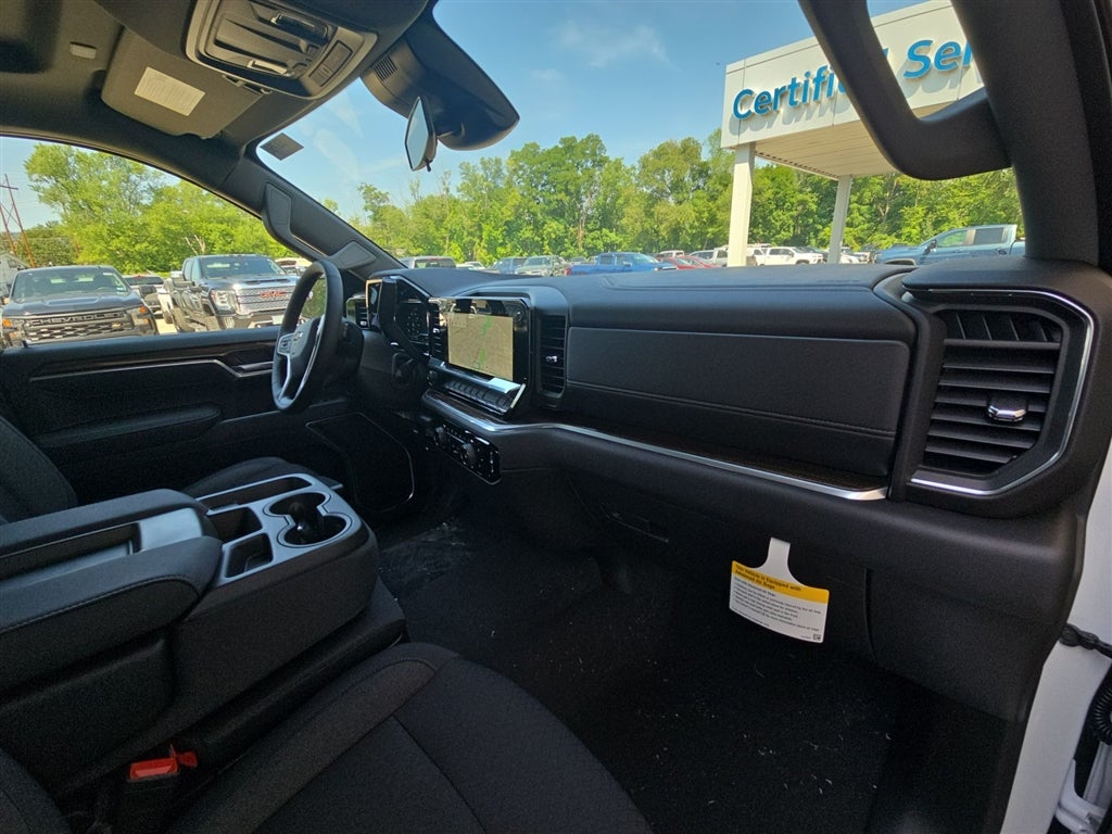 2025 Chevrolet Silverado 1500 LT (2FL)