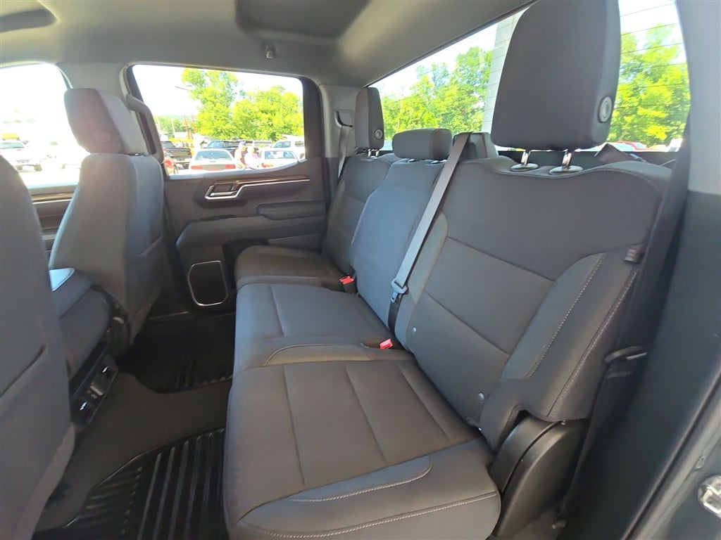 2025 Chevrolet Silverado 1500 LT (2FL)