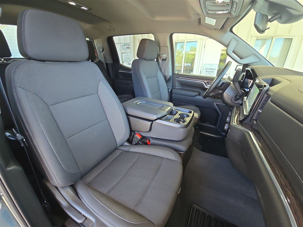 2025 Chevrolet Silverado 1500 LT (2FL)