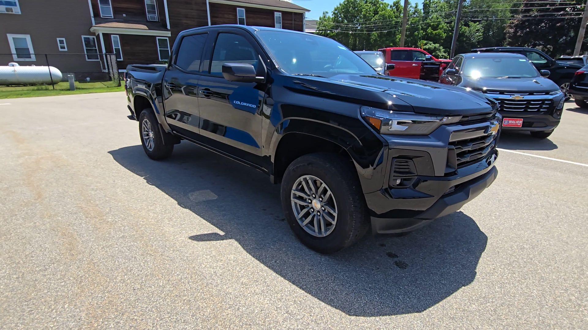 2025 Chevrolet Colorado WT/LT