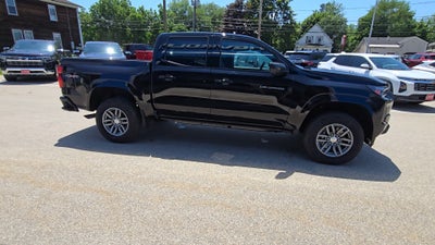 2025 Chevrolet Colorado WT/LT