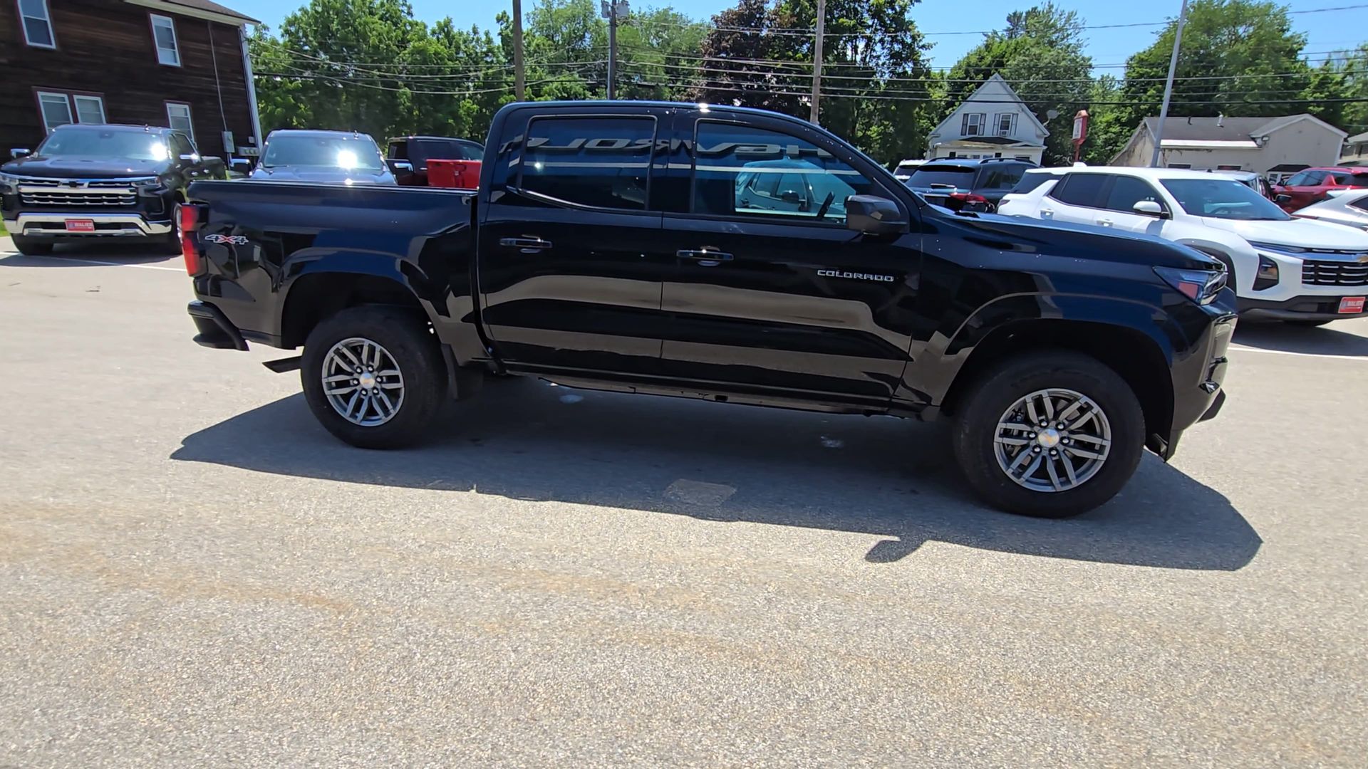 2025 Chevrolet Colorado WT/LT