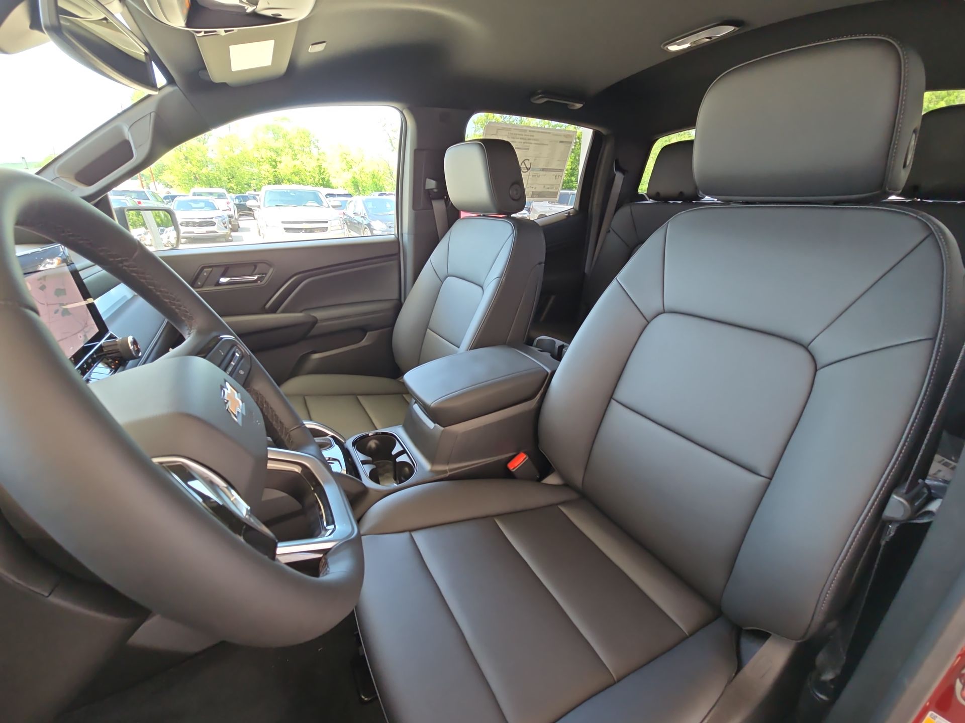 2025 Chevrolet Colorado WT/LT