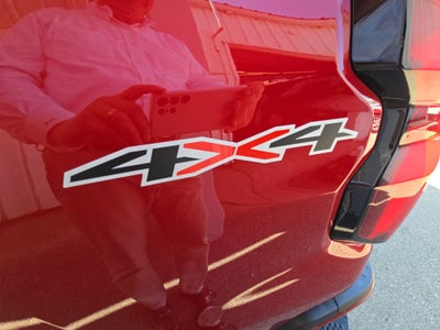 2025 Chevrolet Colorado WT/LT