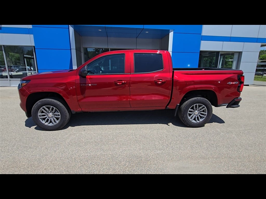 2025 Chevrolet Colorado WT/LT