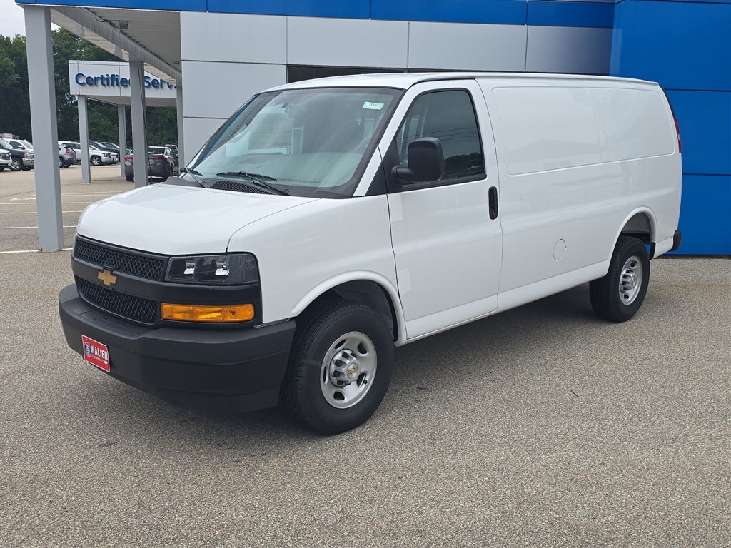 2026 Chevrolet Express Cargo WT