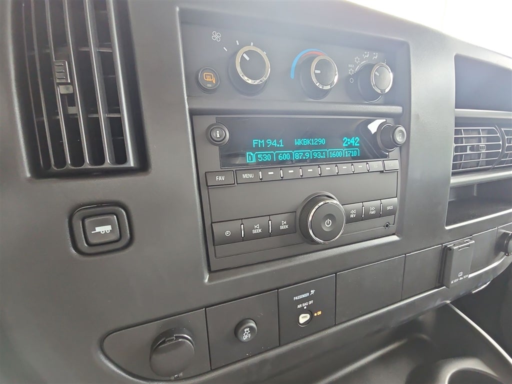 2026 Chevrolet Express Cargo WT