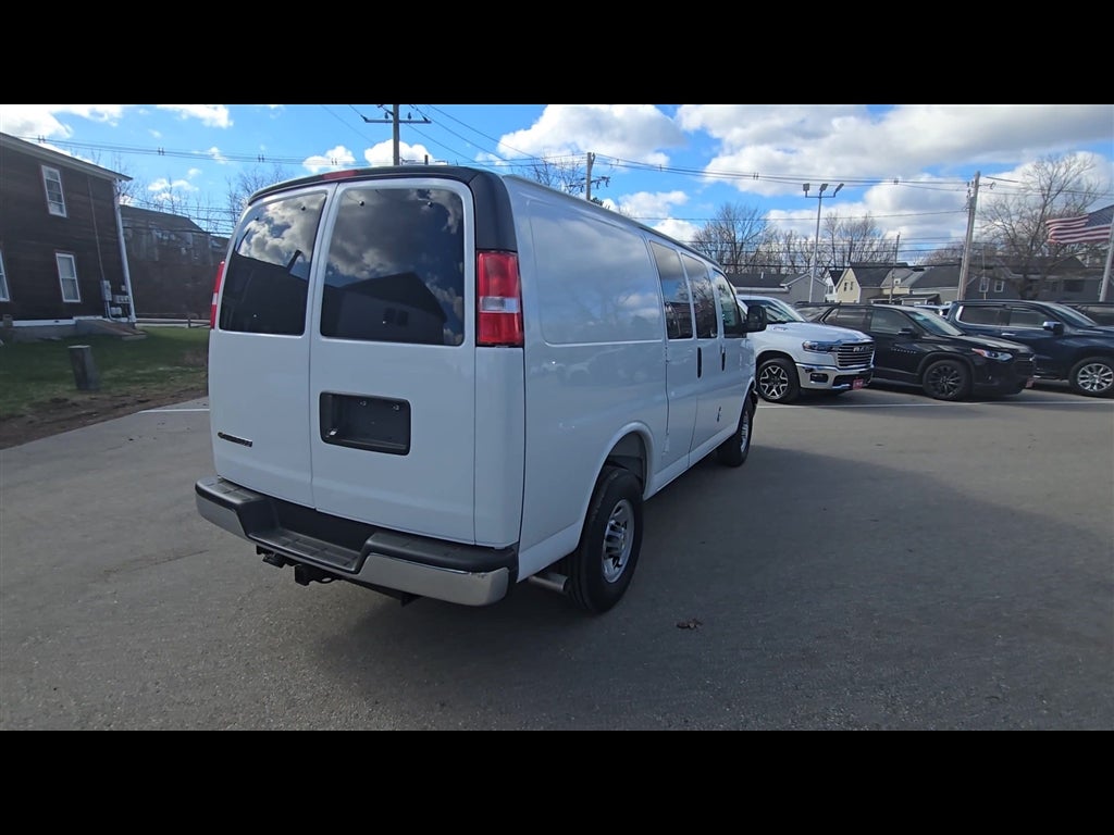 2026 Chevrolet Express Cargo WT