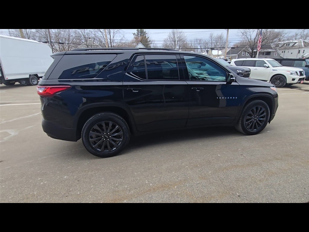 2021 Chevrolet Traverse RS