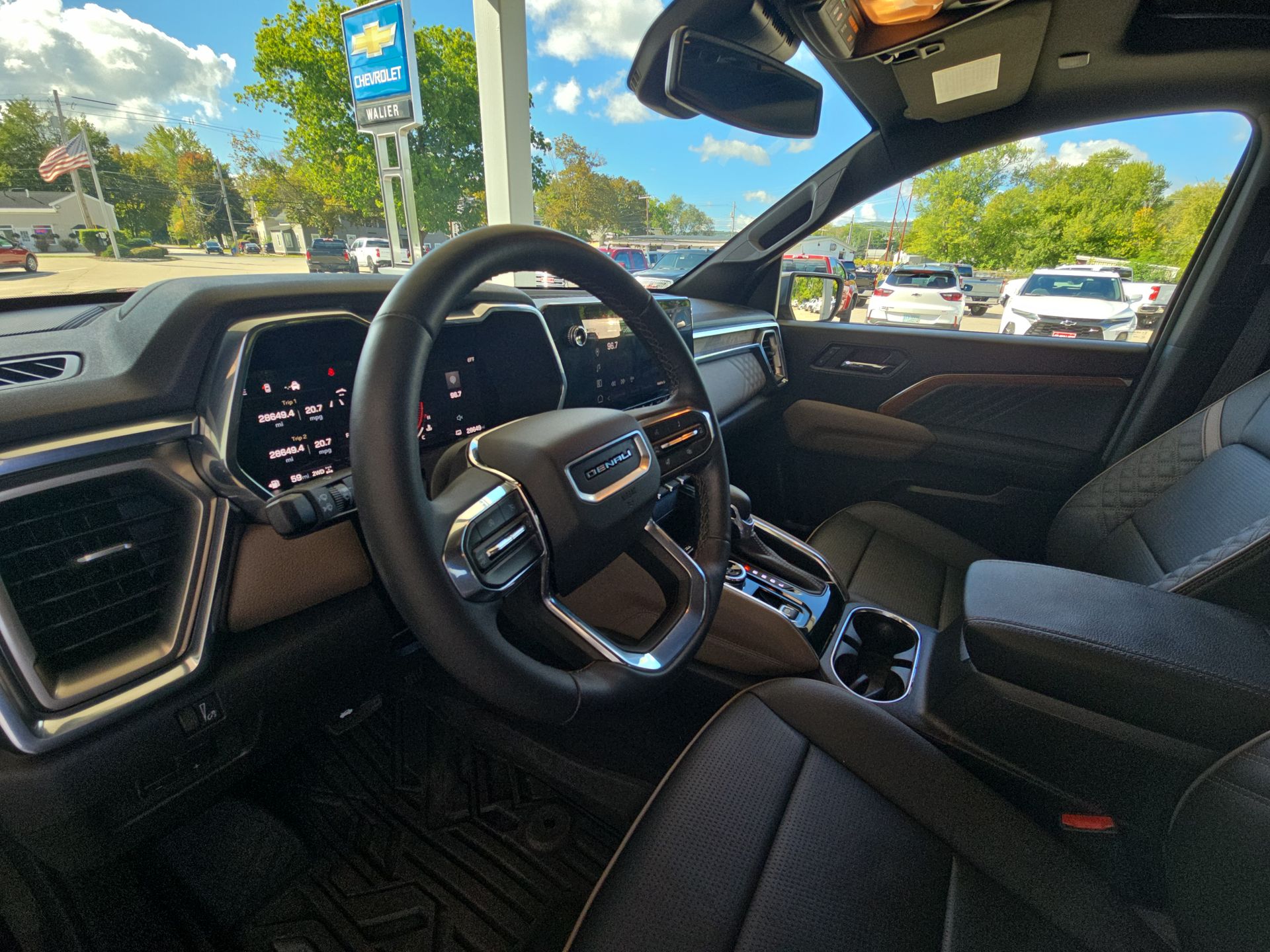 2025 GMC Canyon Denali