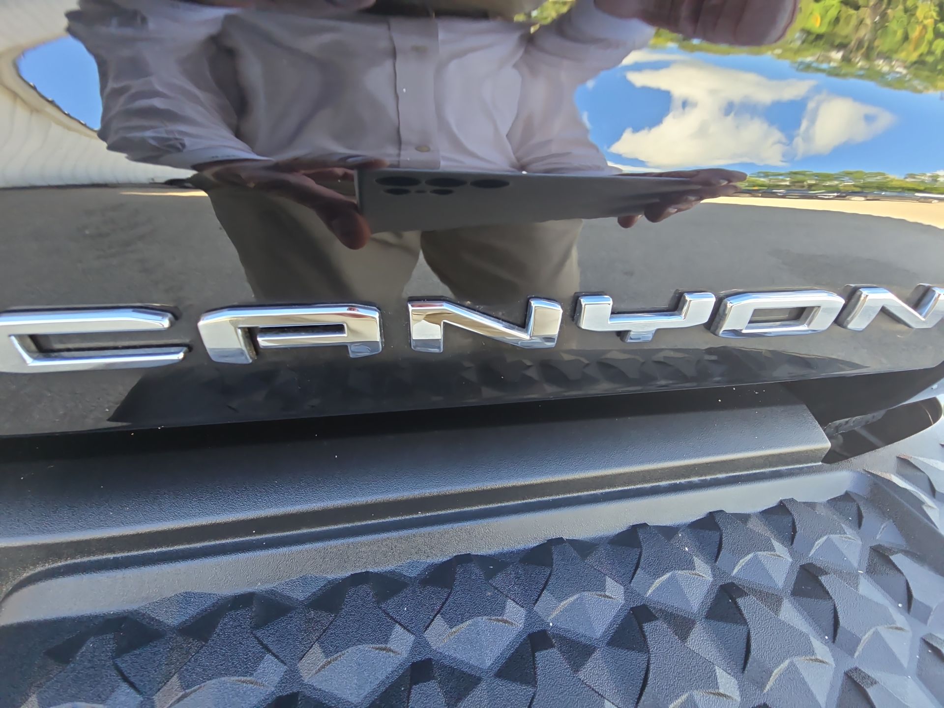 2025 GMC Canyon Denali