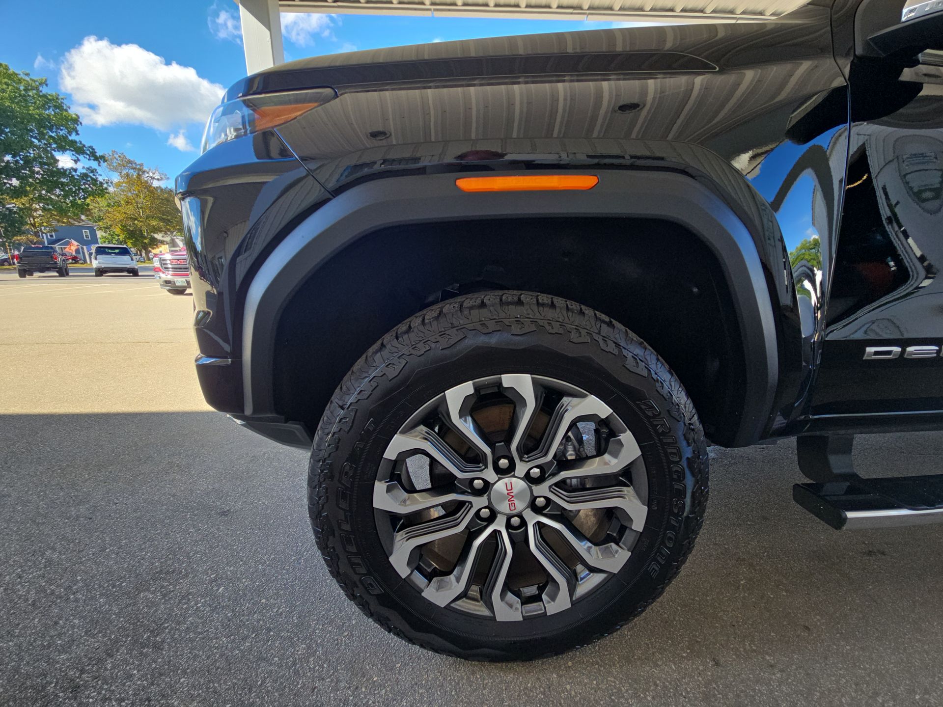 2025 GMC Canyon Denali
