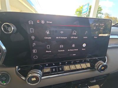 2025 GMC Canyon Denali