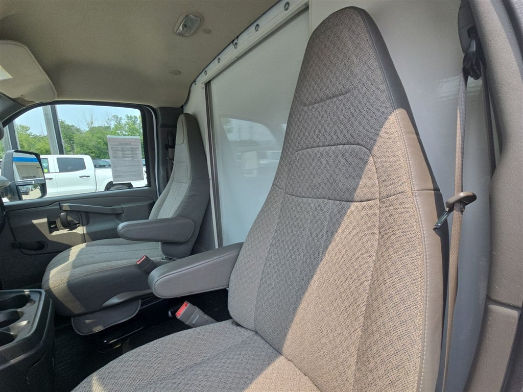 2018 Chevrolet Express Cutaway 3500 Work Van