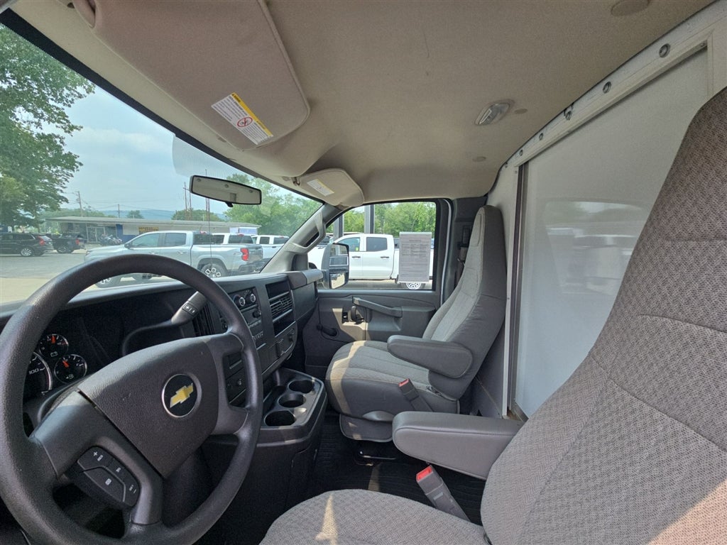 2018 Chevrolet Express Cutaway 3500 Work Van