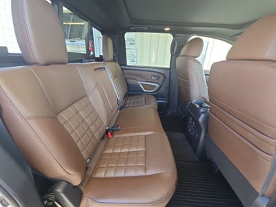 2021 Nissan TITAN Crew Cab Platinum Reserve 4x4