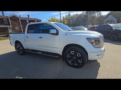 2021 Nissan TITAN Crew Cab Platinum Reserve 4x4