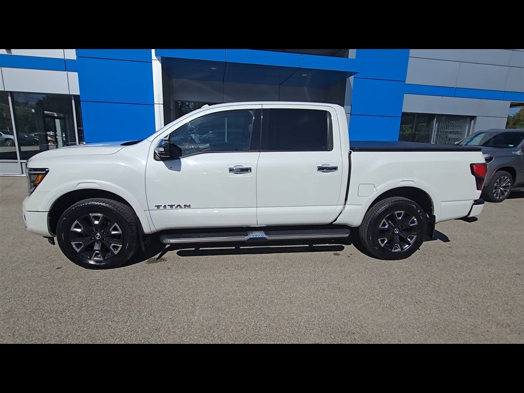 2021 Nissan TITAN Crew Cab Platinum Reserve 4x4
