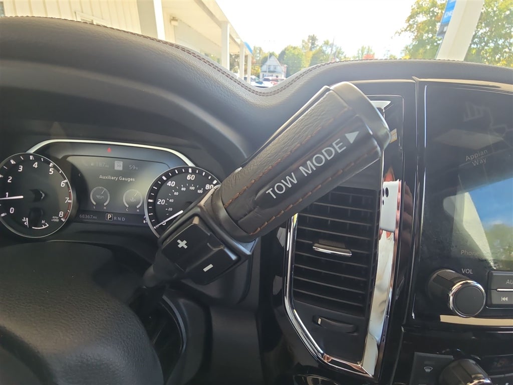 2021 Nissan TITAN Crew Cab Platinum Reserve 4x4