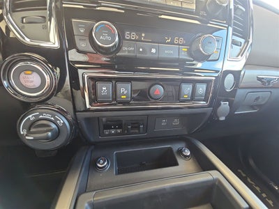 2021 Nissan TITAN Crew Cab Platinum Reserve 4x4