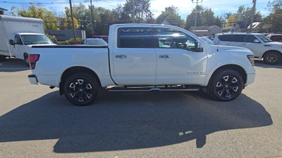 2021 Nissan TITAN Crew Cab Platinum Reserve 4x4