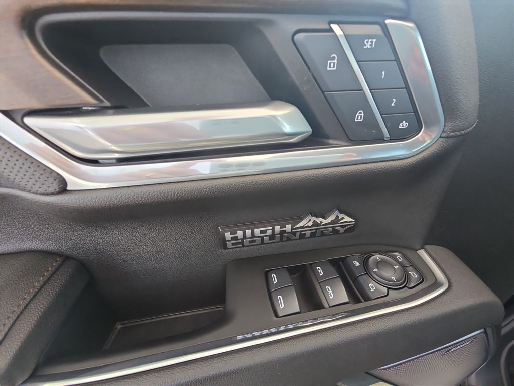 2025 Chevrolet Silverado 1500 High Country
