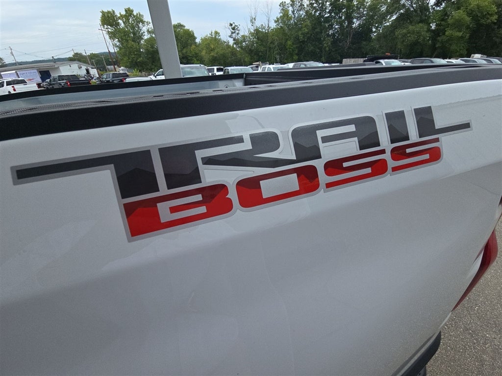 2026 Chevrolet Silverado 1500 Custom Trail Boss