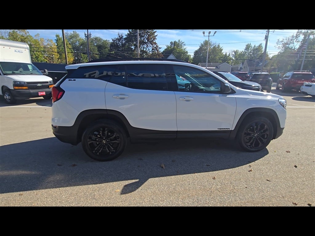 2021 GMC Terrain SLE