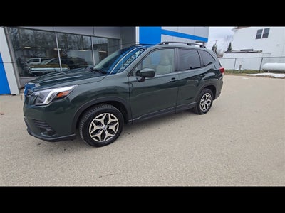 2023 Subaru Forester Premium