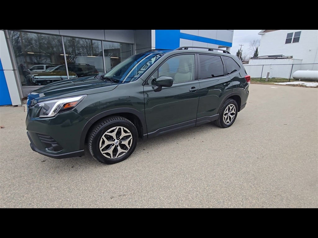 2023 Subaru Forester Premium