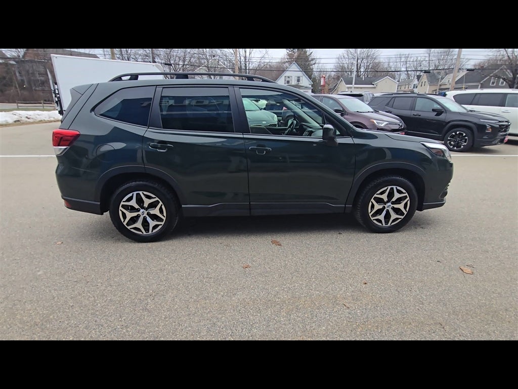 2023 Subaru Forester Premium