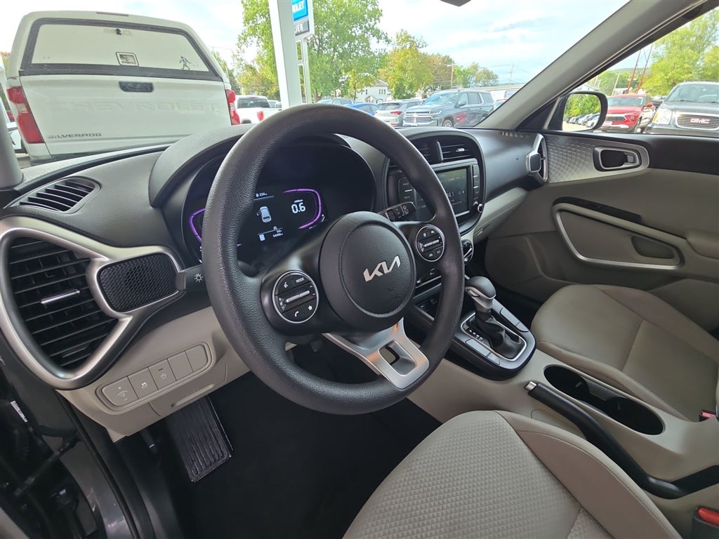 2023 Kia Soul LX
